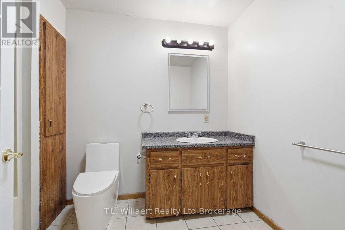 25130 ARGYLE LINE - 23
