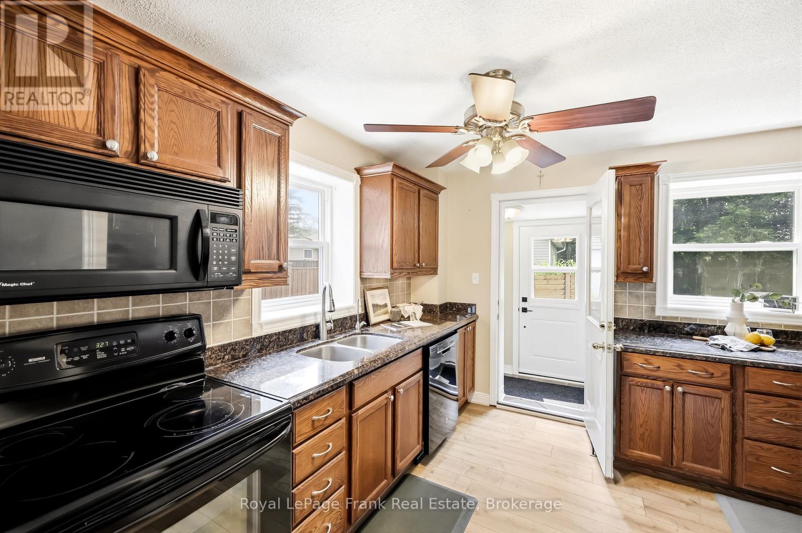 14814 SIMCOE STREET - Image 15