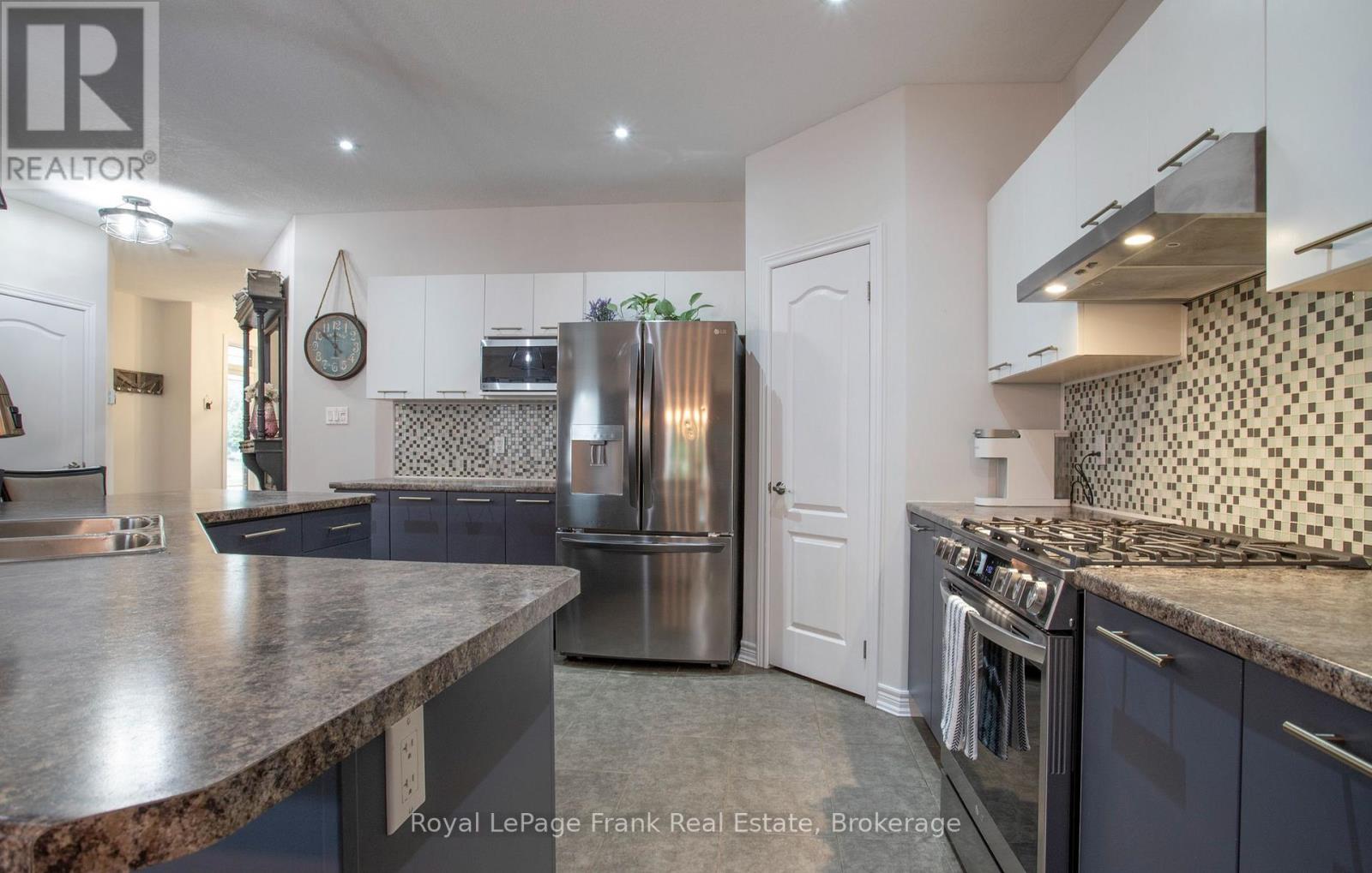 80 MIKE HART DRIVE - 17