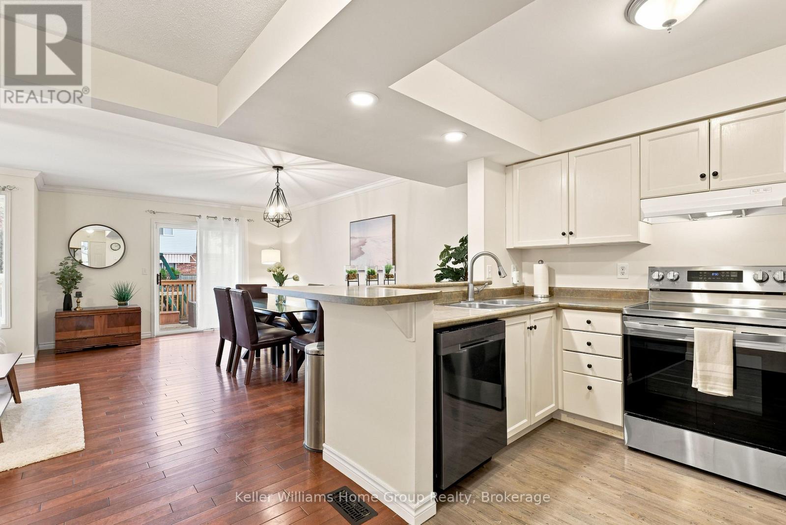 20 WERSTINE TERRACE - 7