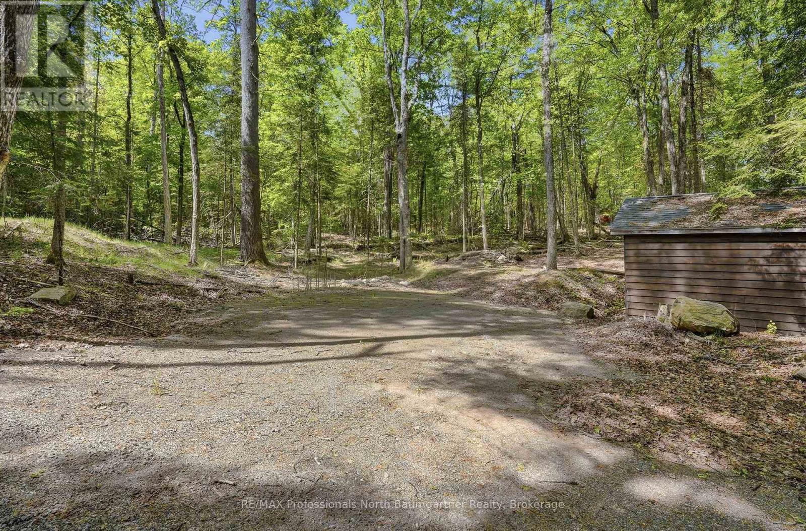 1021 COLONIZATION TRAIL - 43
