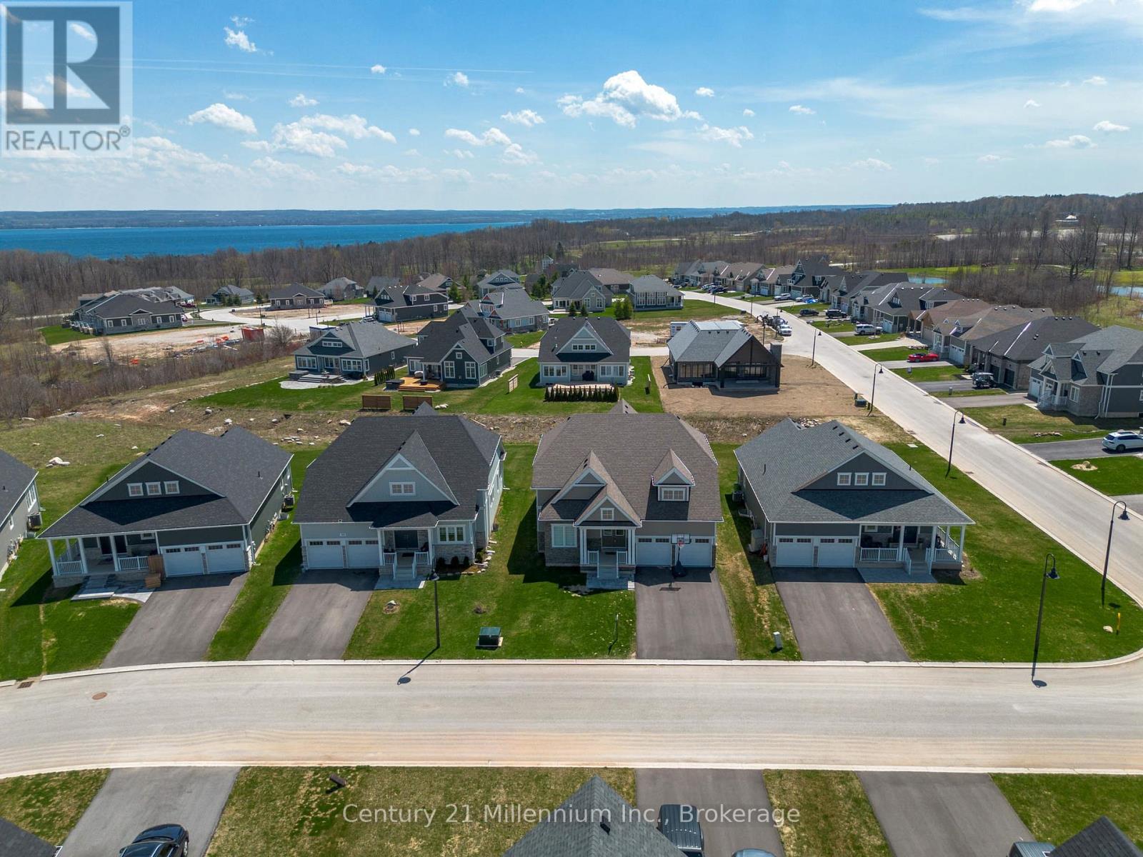 103 LAURENS LANE - 4