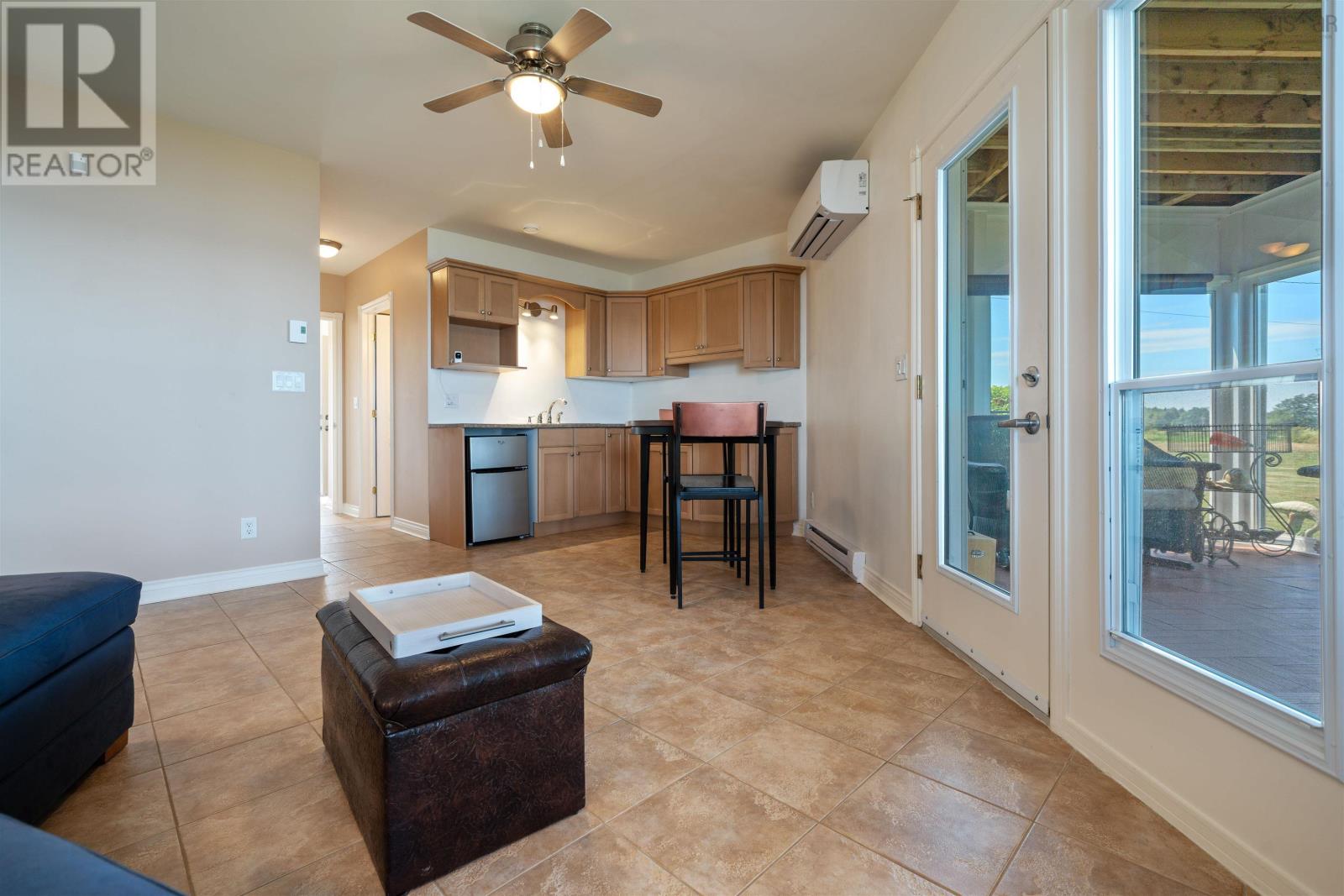 51 Chapman Lane - 38