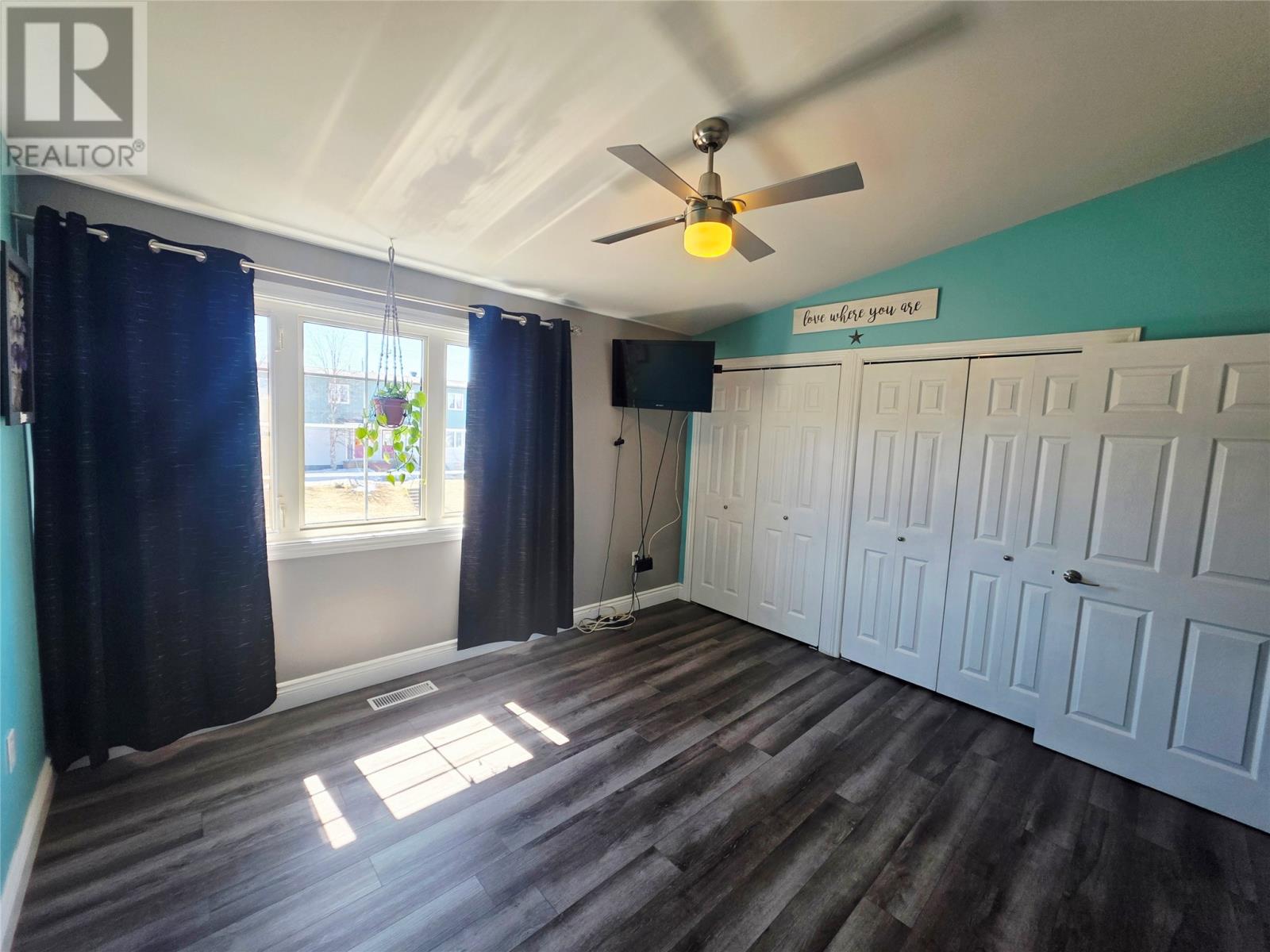 23 Banting Avenue - 13