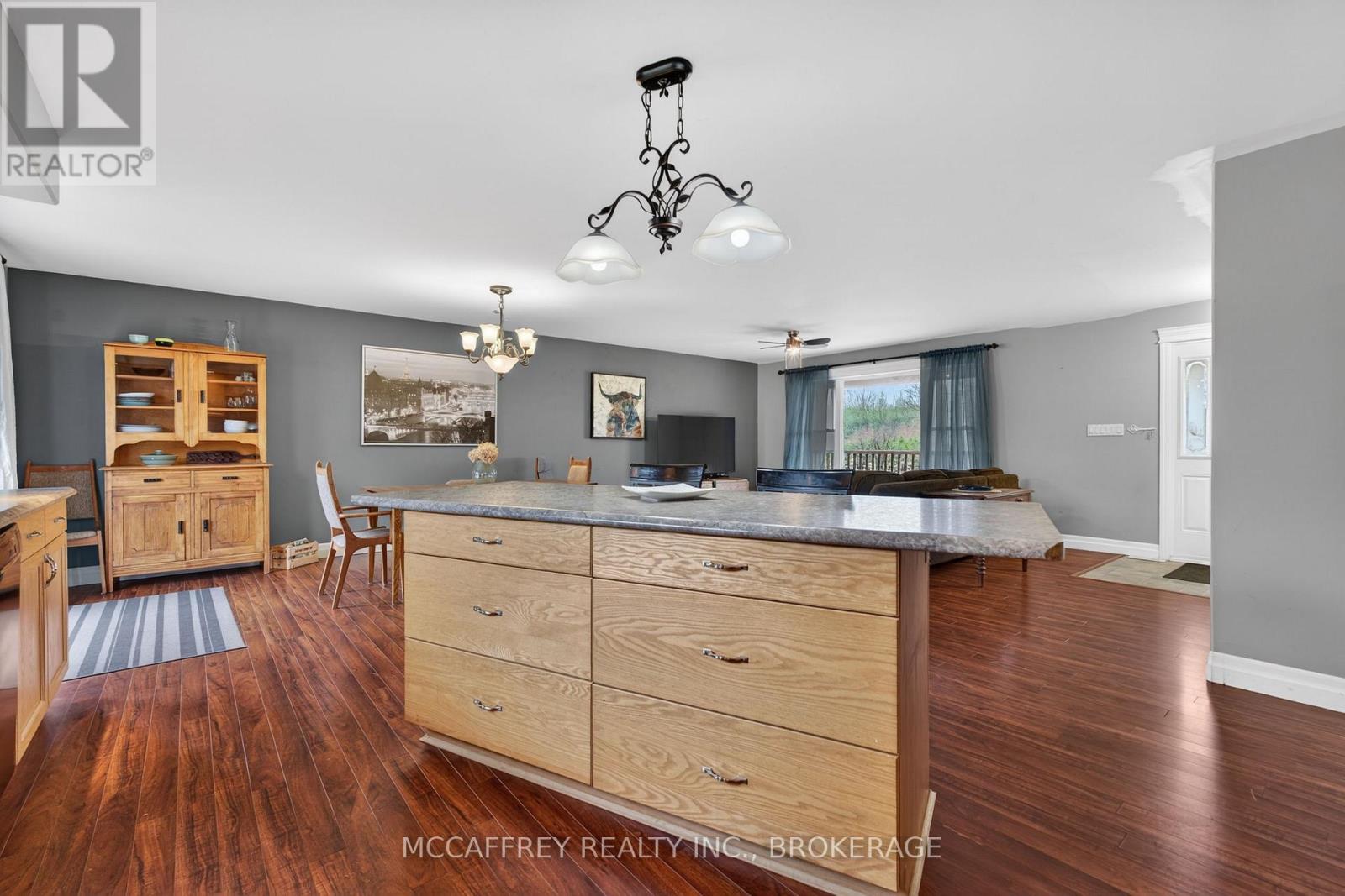 280 DENRIDGE ROAD - 17