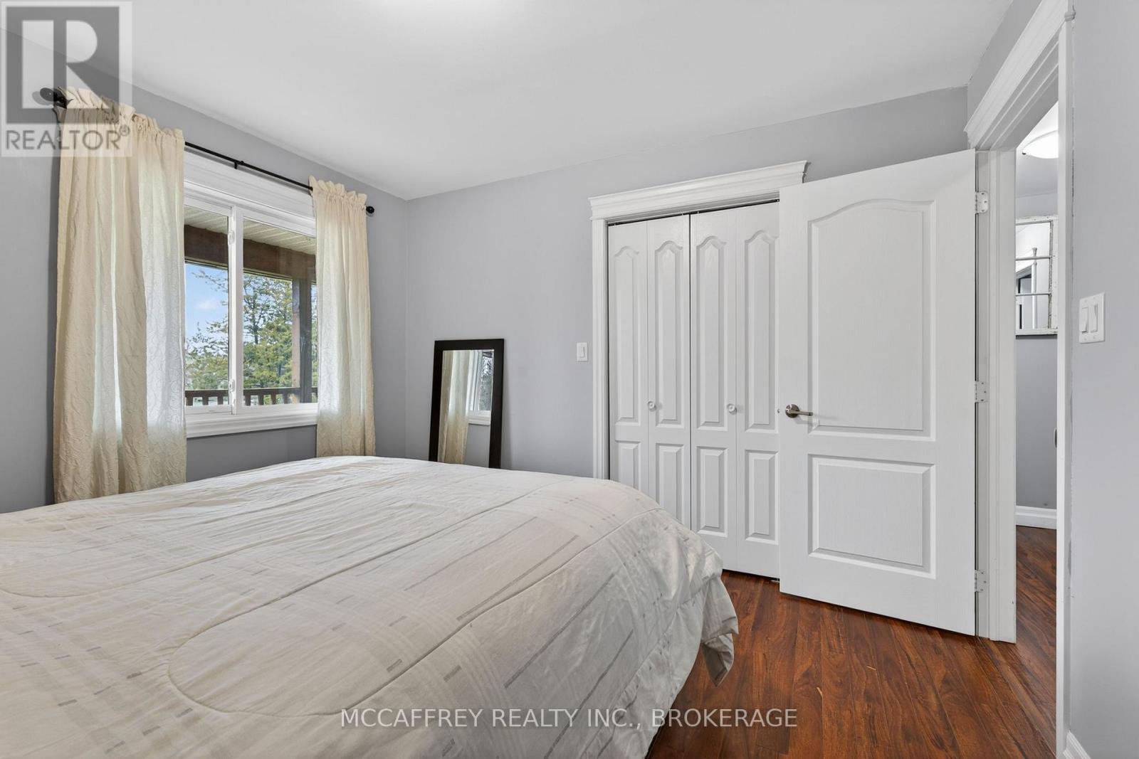 280 DENRIDGE ROAD - 23