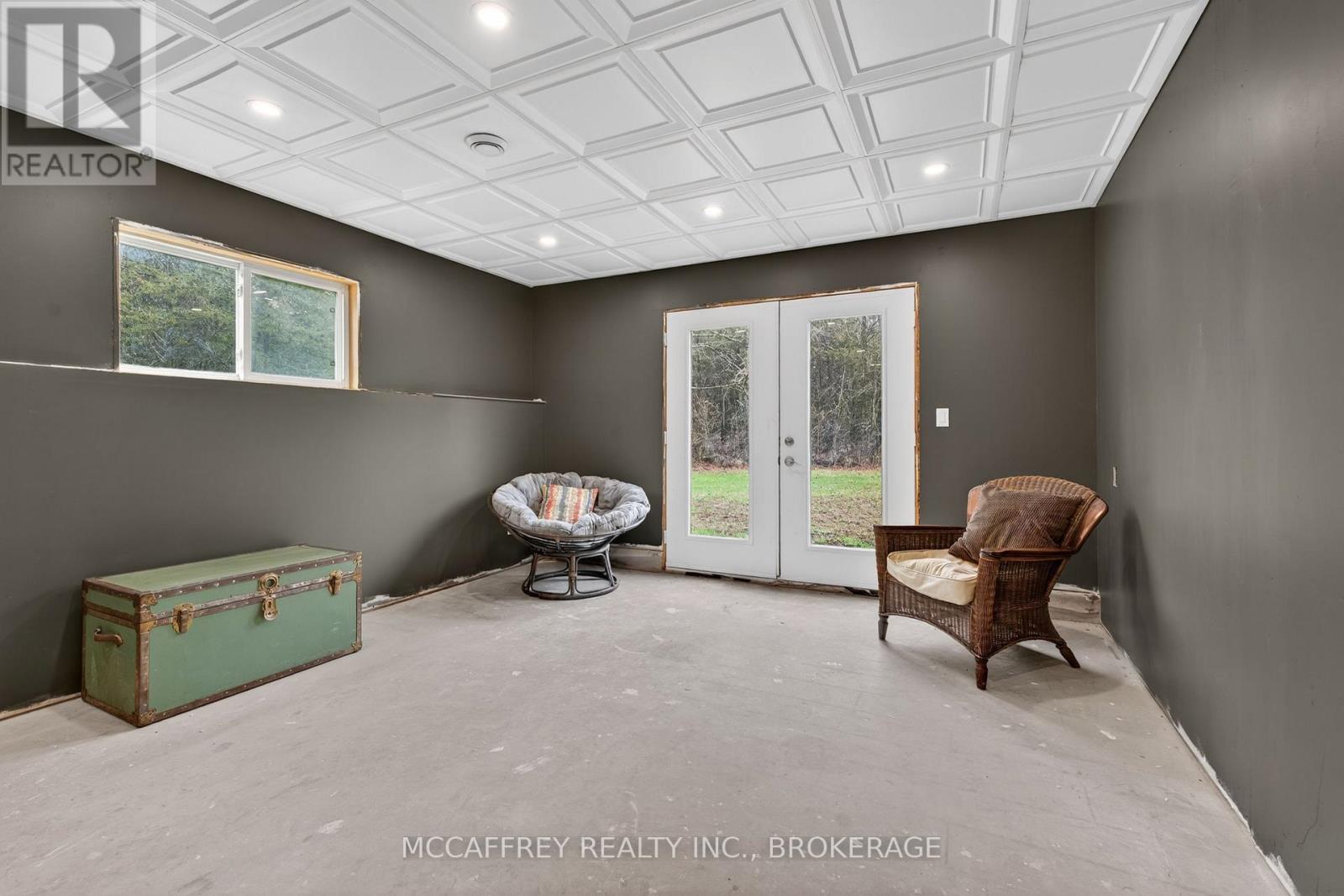 280 DENRIDGE ROAD - 34