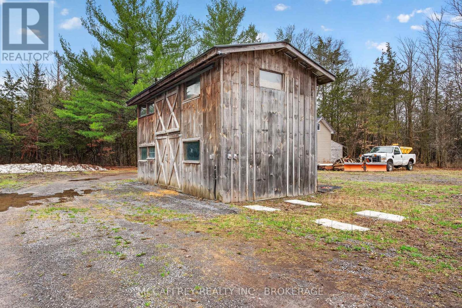 280 DENRIDGE ROAD - 42