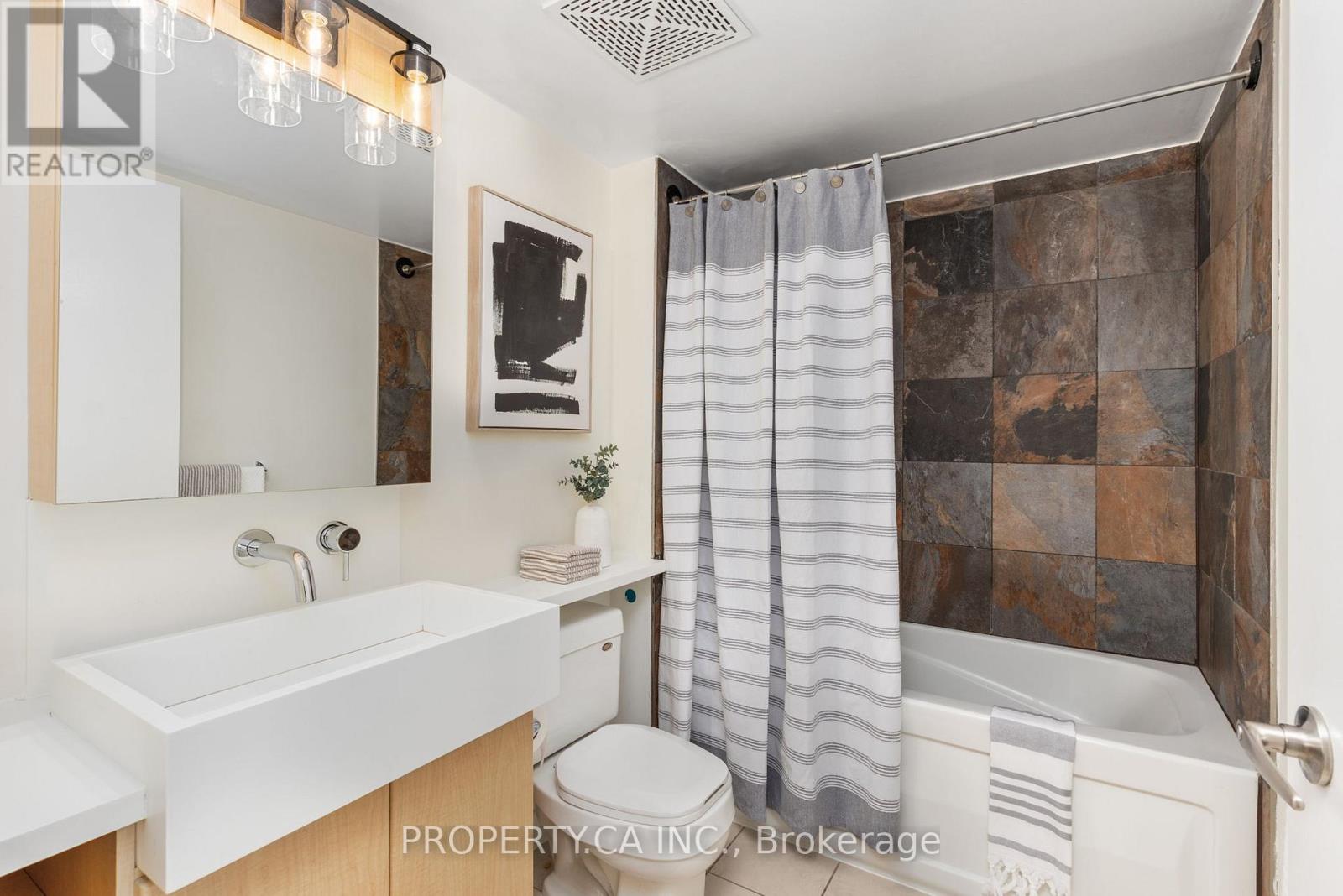 #503 11 BRUNEL COURT - 19