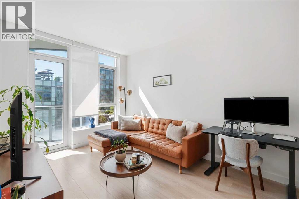 #303 138 waterfront Court SW - 10