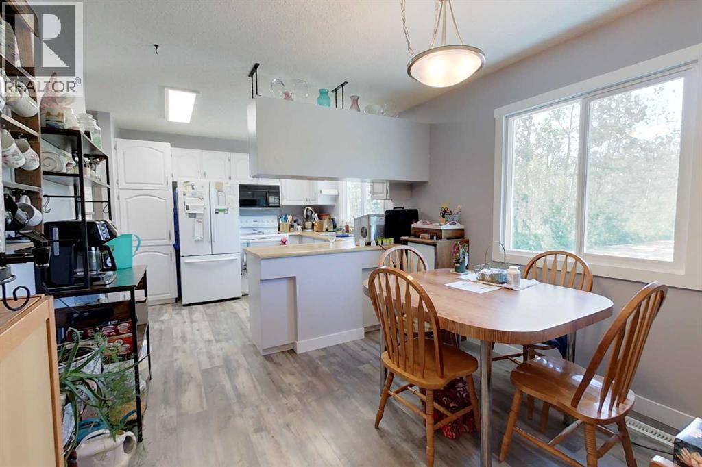 38, 85060 Township Road 722 - 6