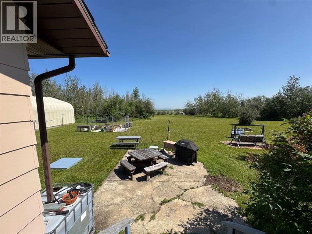 38, 85060 Township Road 722 - 29