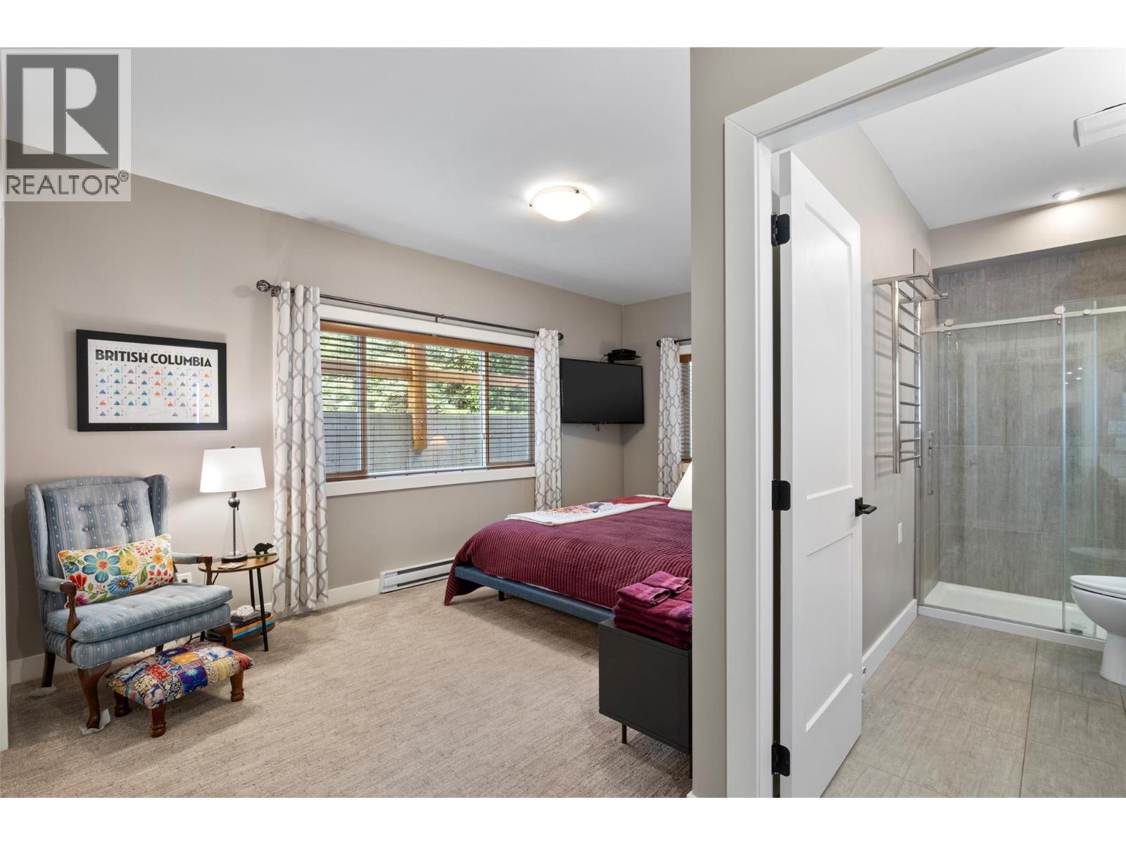 #1 1305 Burfield Drive - 16