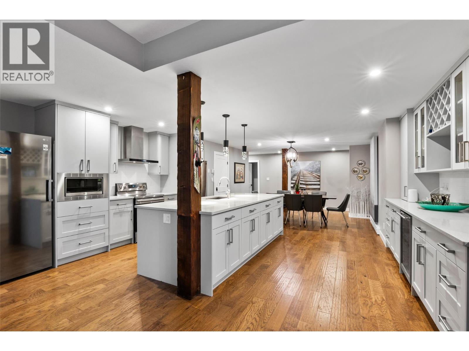 #1 1305 Burfield Drive - 9