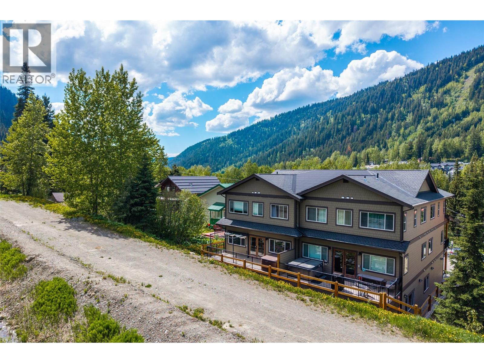 #1 1305 Burfield Drive - 25