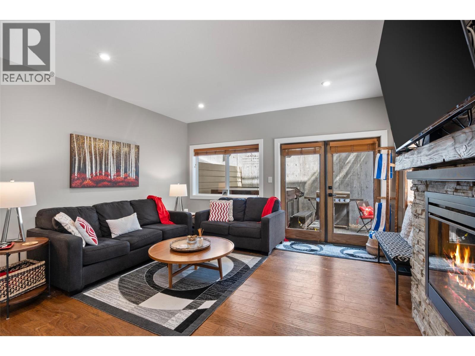 #1 1305 Burfield Drive - 5