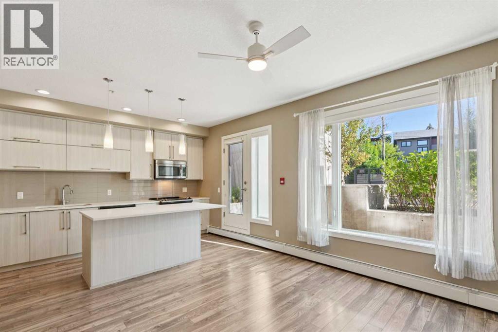 #310 93 34 Avenue SW - 3