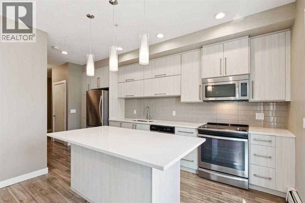 #310 93 34 Avenue SW - 12
