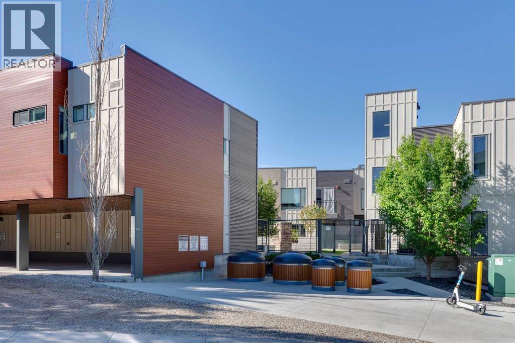 #310 93 34 Avenue SW - 27