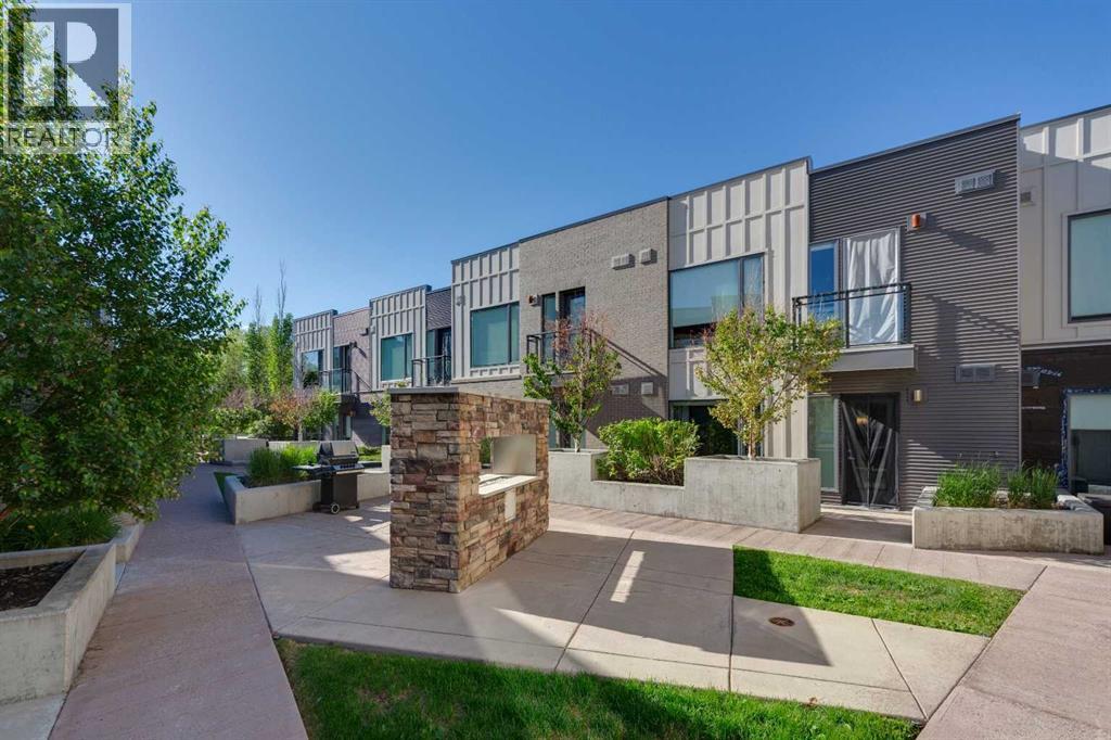 #310 93 34 Avenue SW - 1