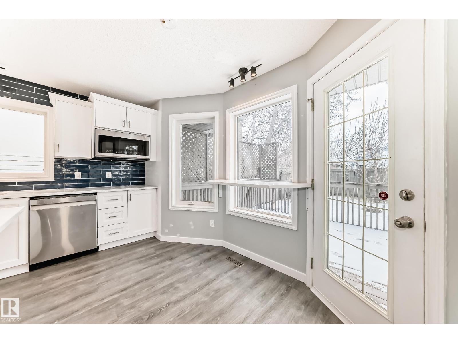 784 BLACKBURN PL SW - 10