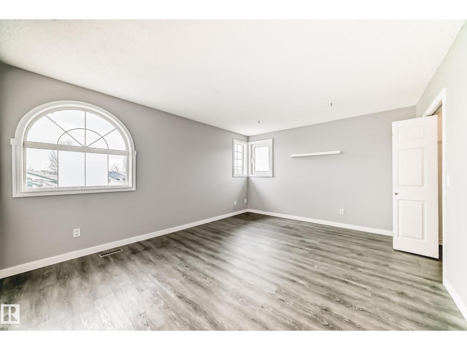 784 BLACKBURN PL SW - 23