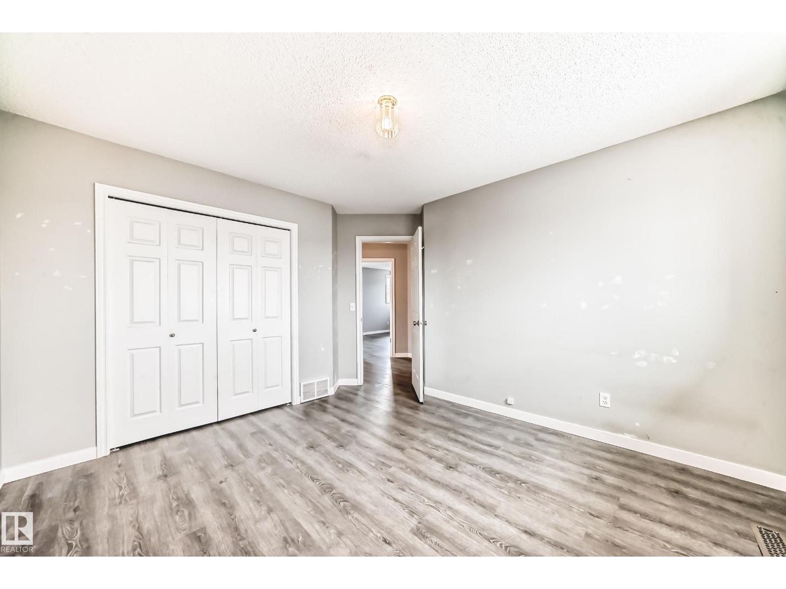 784 BLACKBURN PL SW - 30