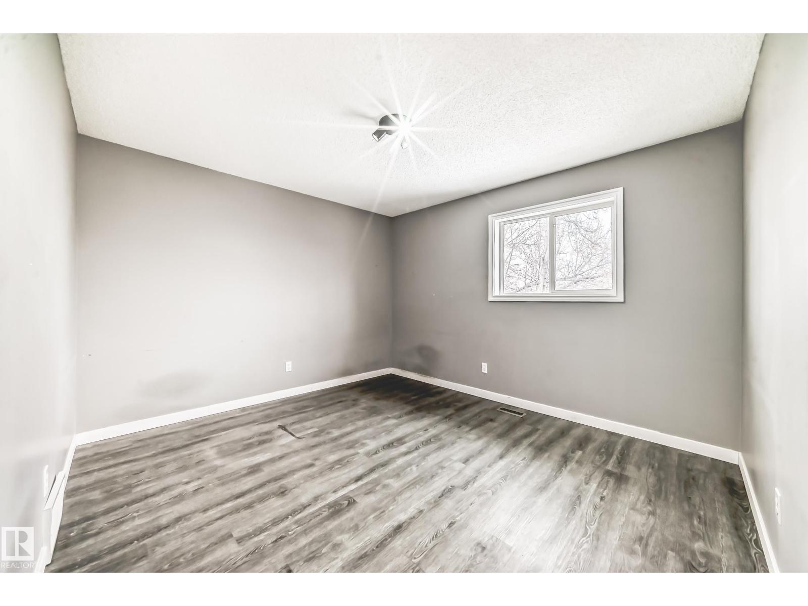 784 BLACKBURN PL SW - 31