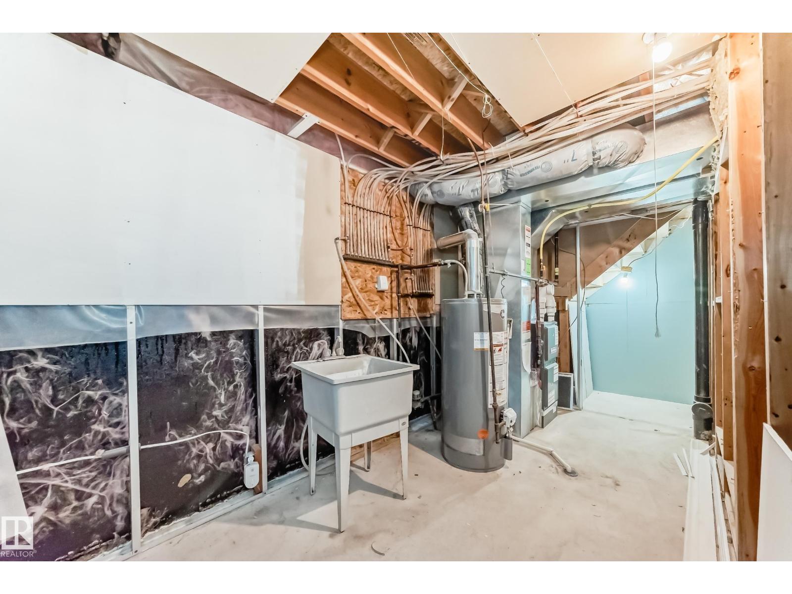 784 BLACKBURN PL SW - 37