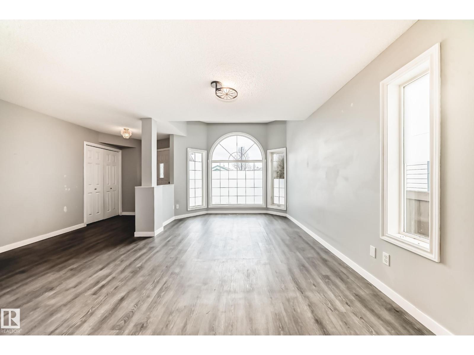 784 BLACKBURN PL SW - 4
