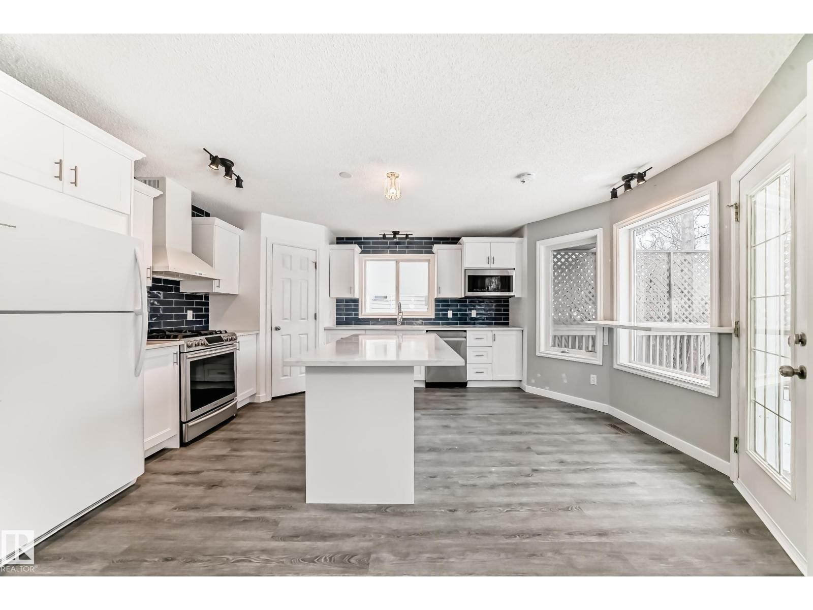 784 BLACKBURN PL SW - 5