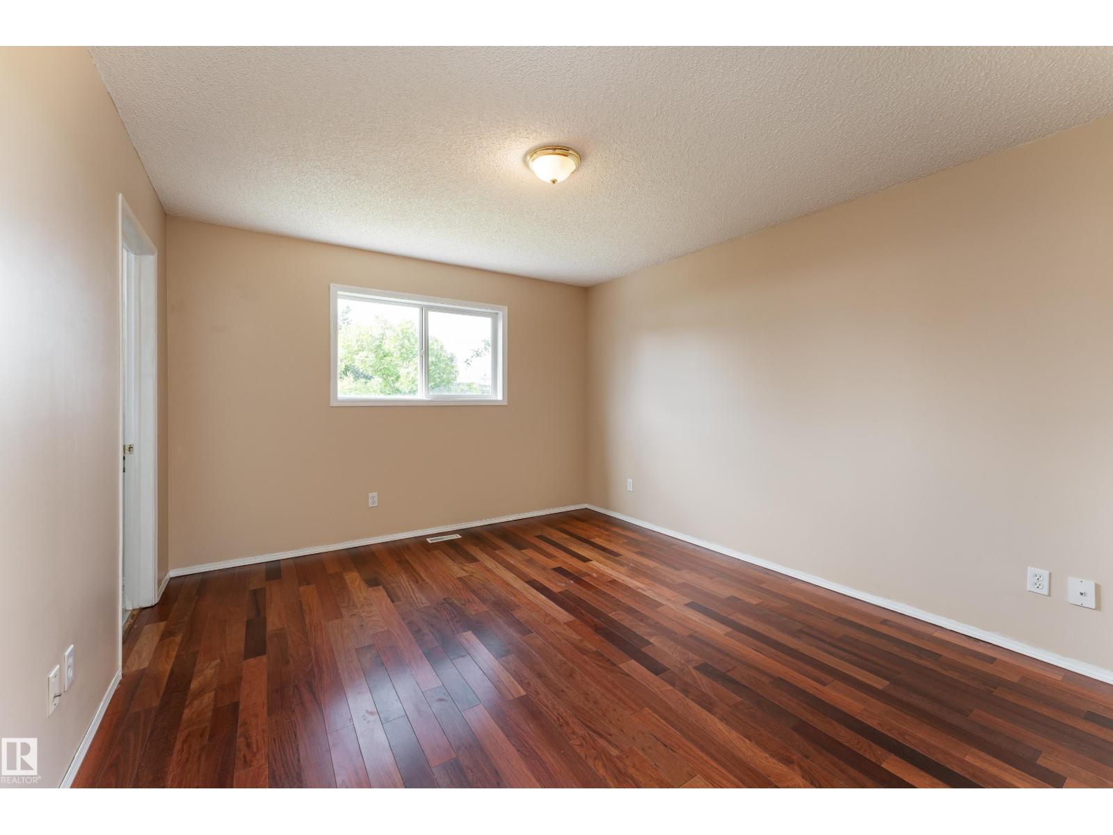 14120 129 ST NW - 22