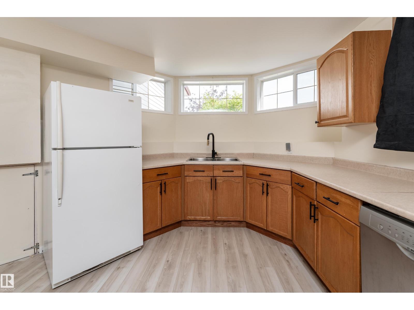 14120 129 ST NW - 36