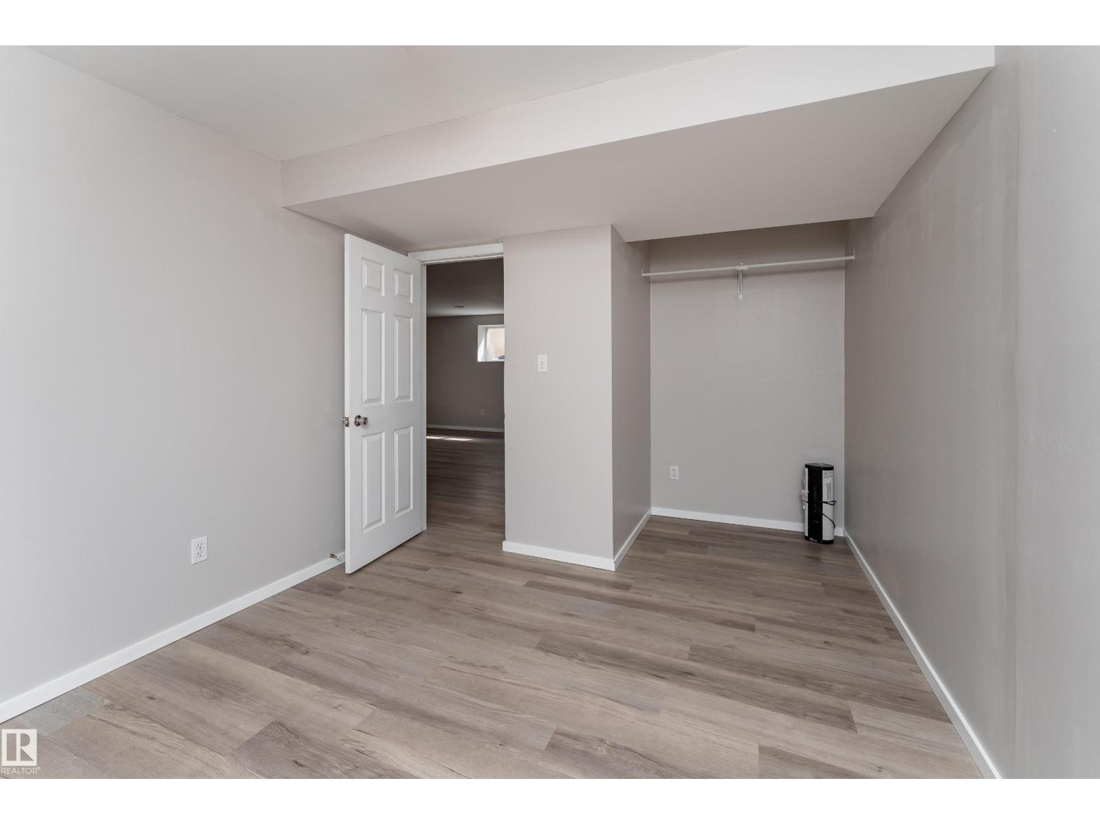 14120 129 ST NW - 42