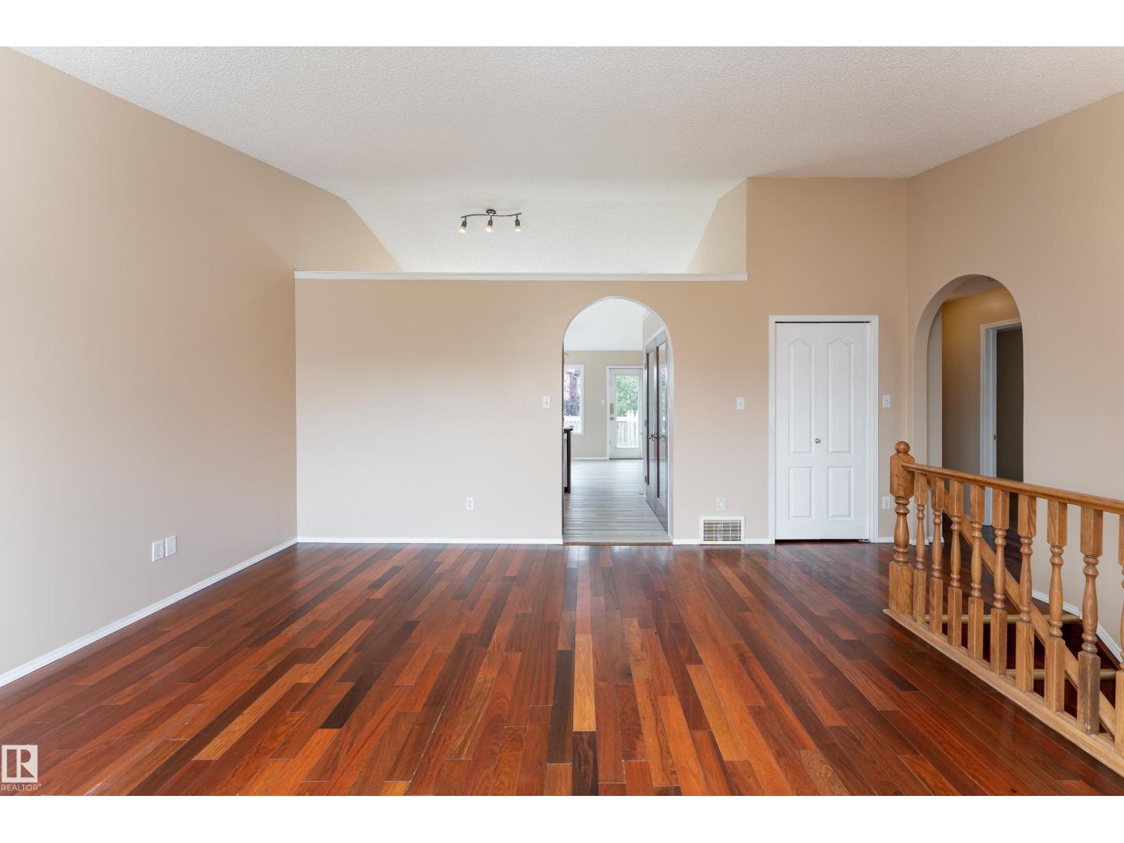 14120 129 ST NW - 9