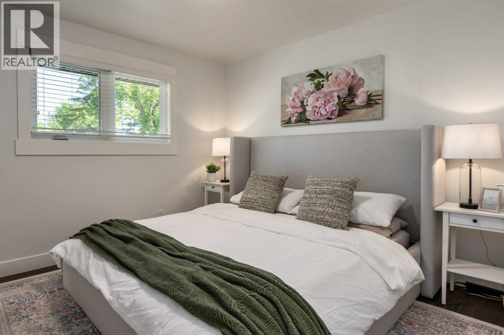 9504 3 Street SE - 11