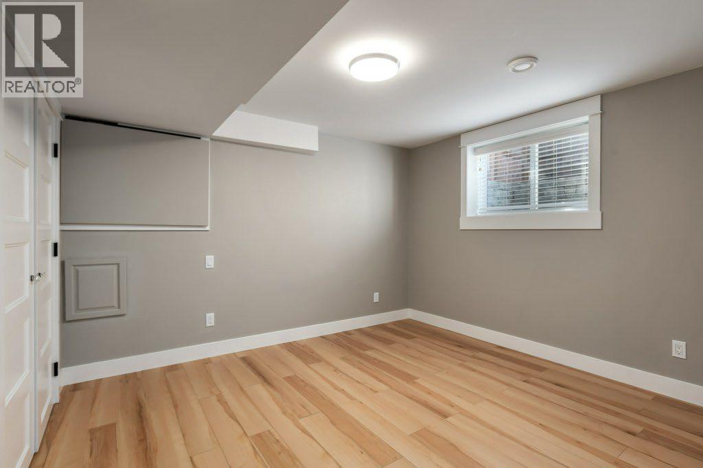 9504 3 Street SE - 24