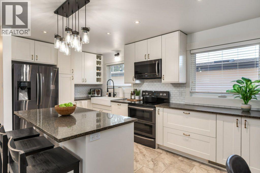 9504 3 Street SE - 6