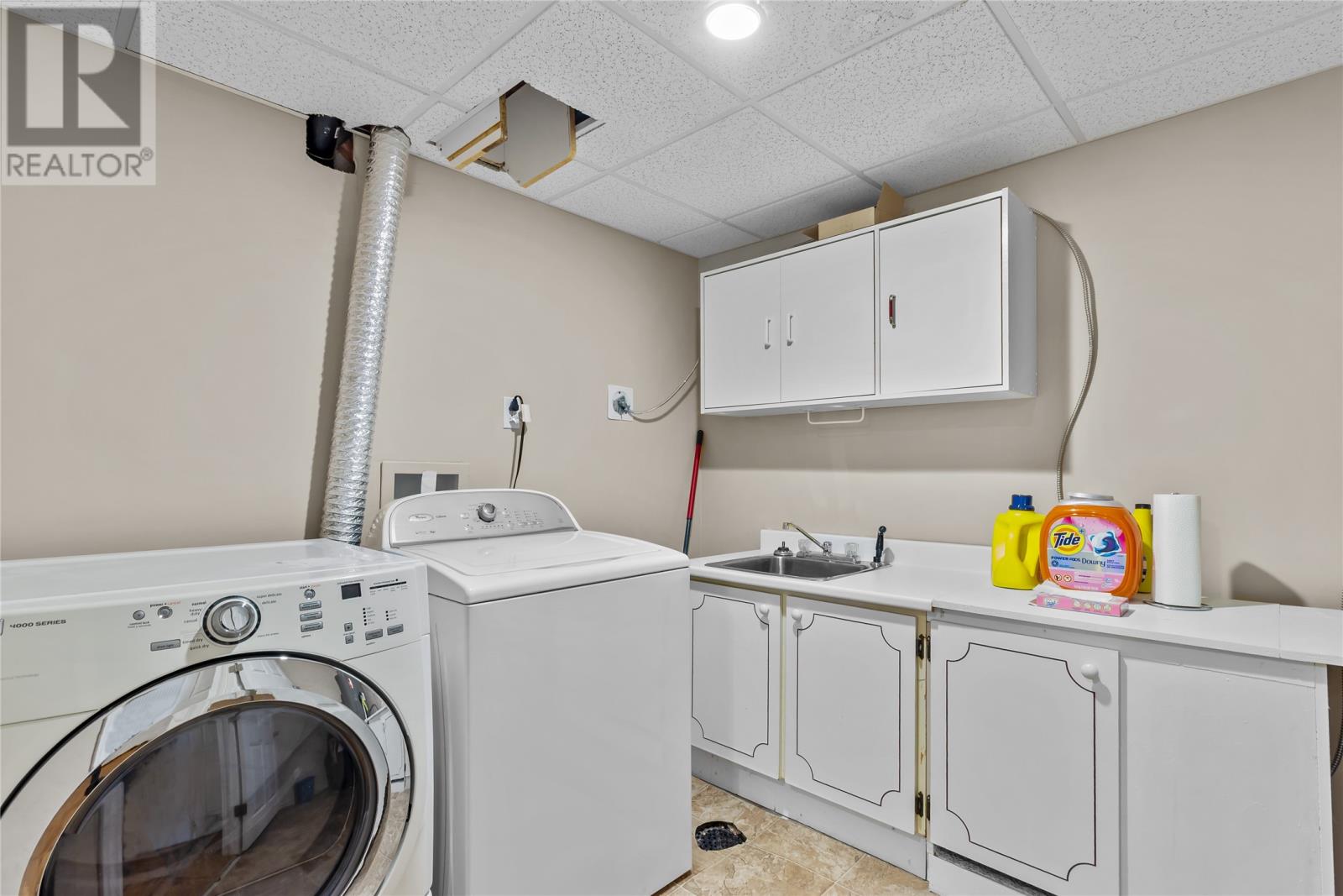 185 Elizabeth Drive - 25
