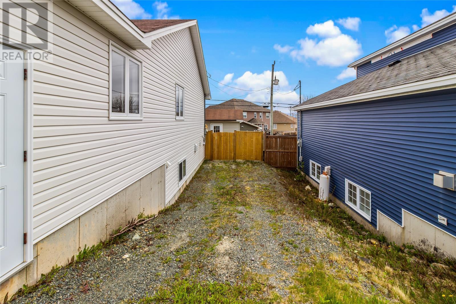 185 Elizabeth Drive - 33