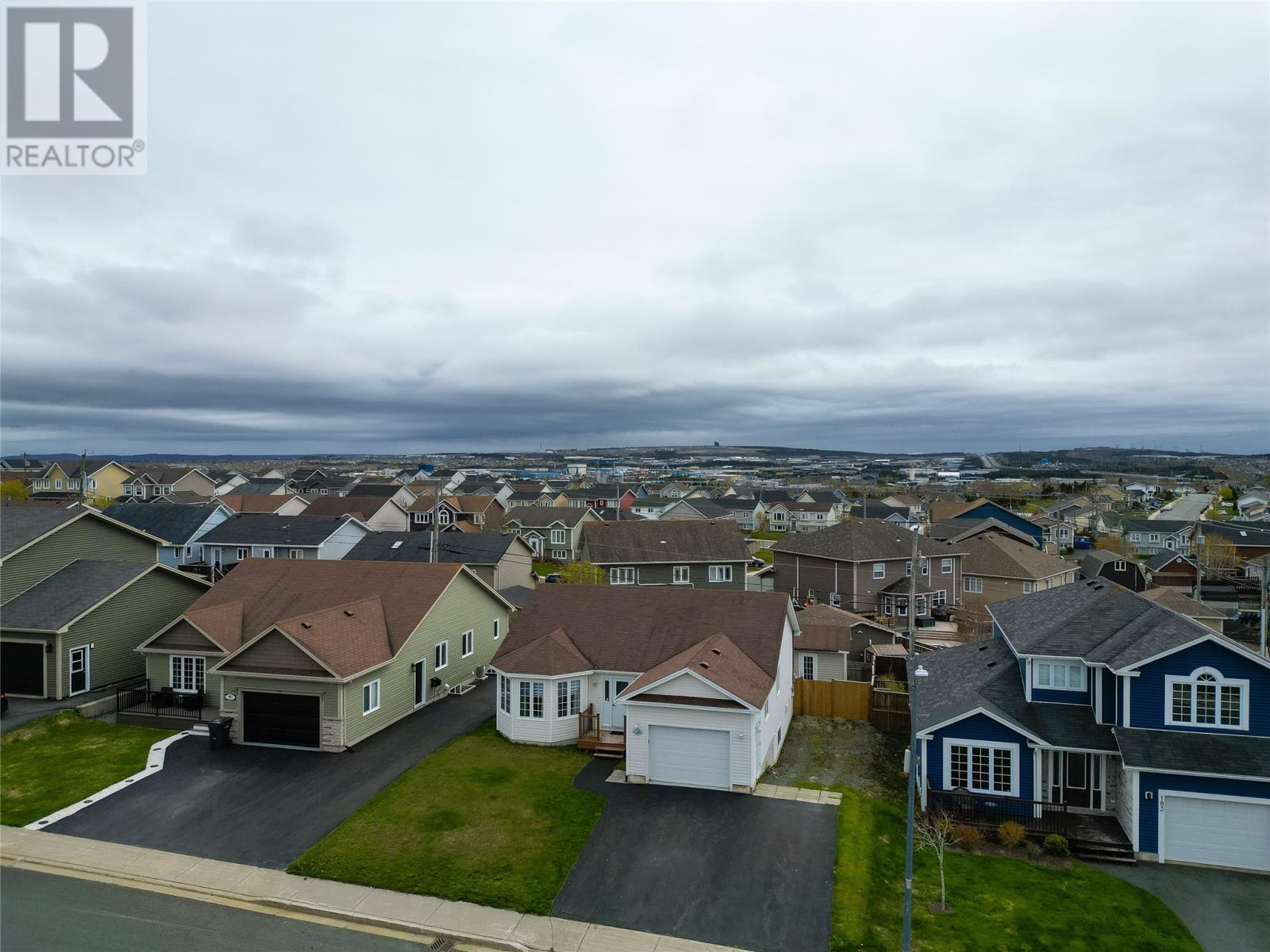 185 Elizabeth Drive - 37