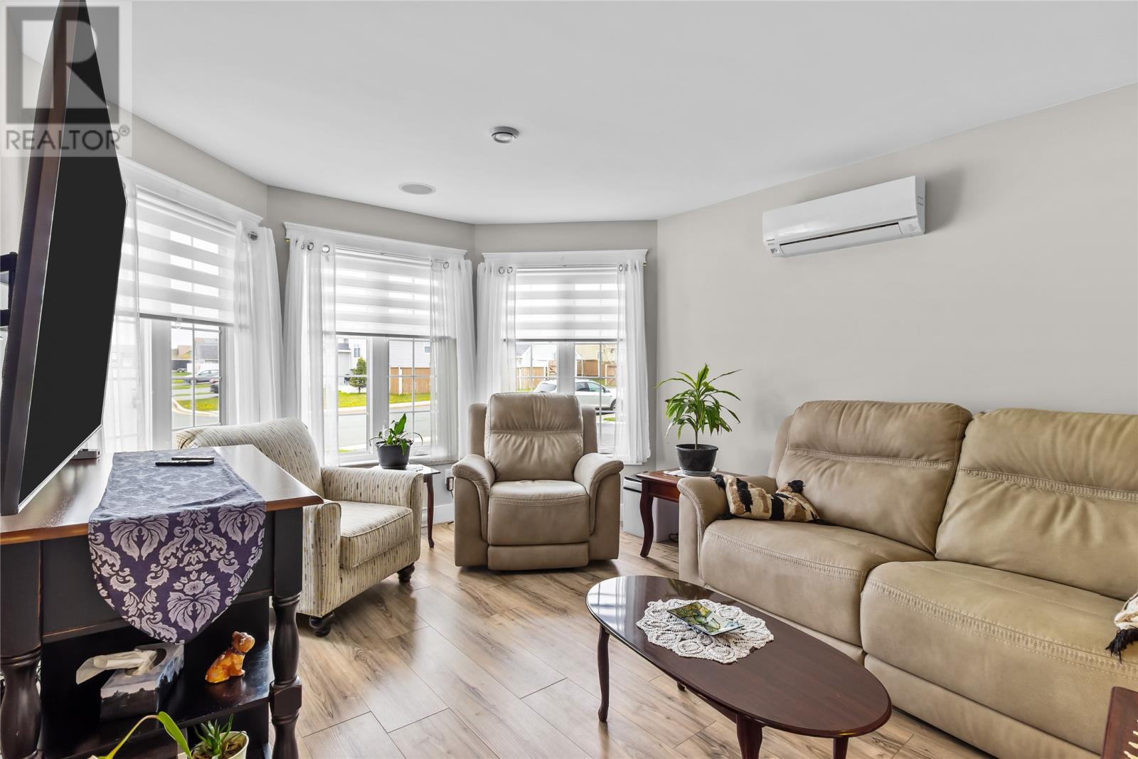 185 Elizabeth Drive - 4