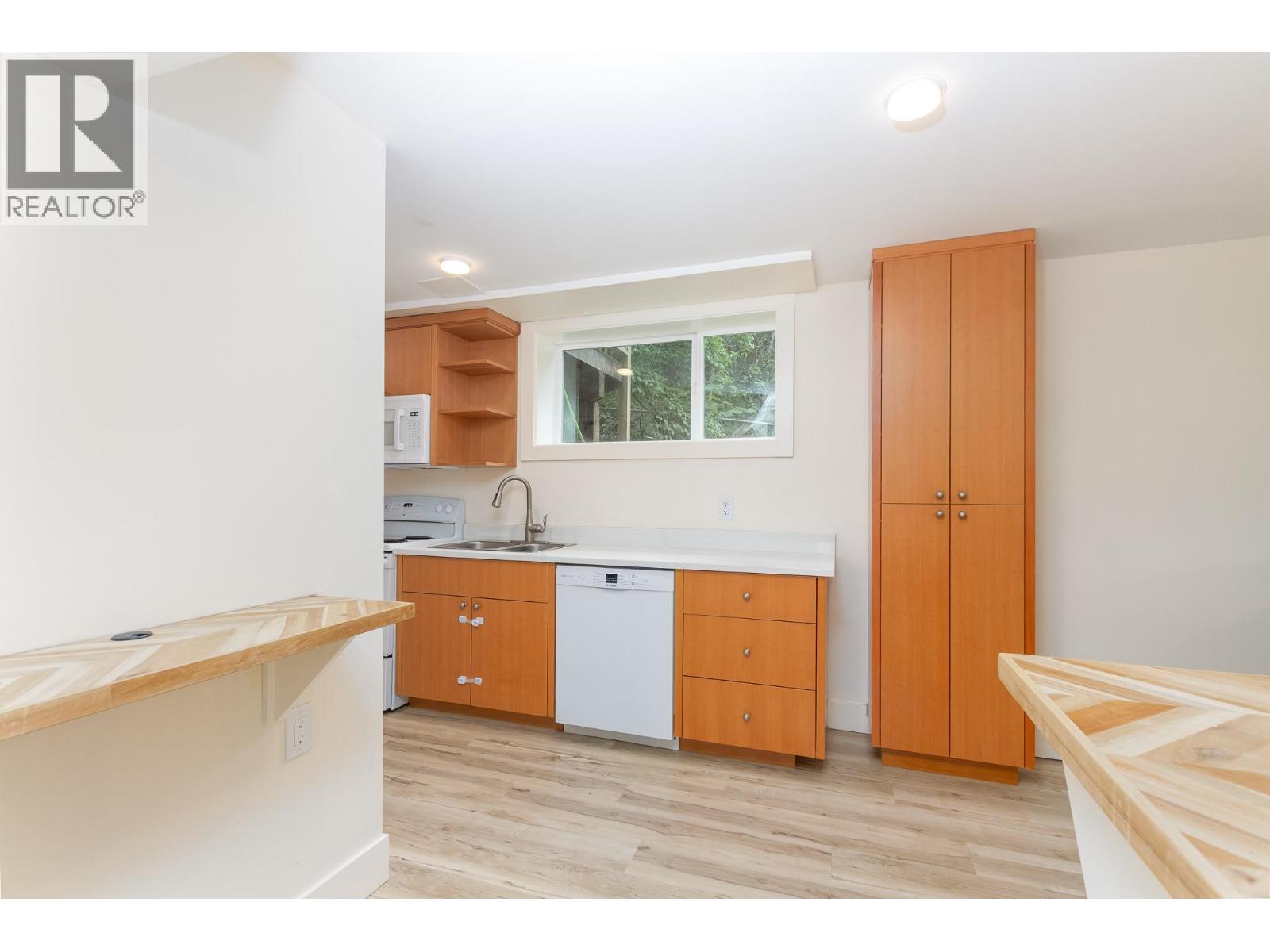 1231 1 Street SE - 25