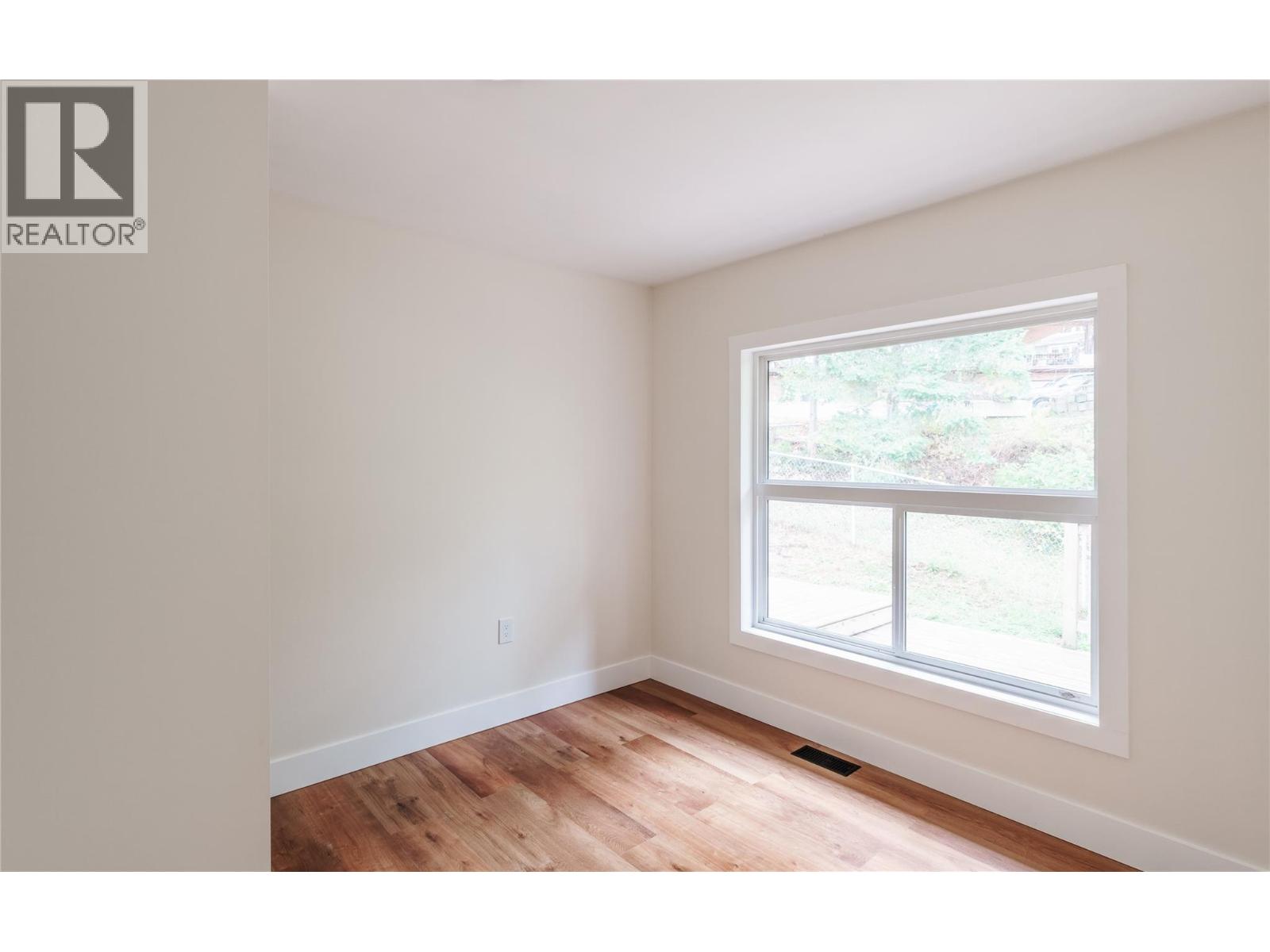 1231 1 Street SE - 14