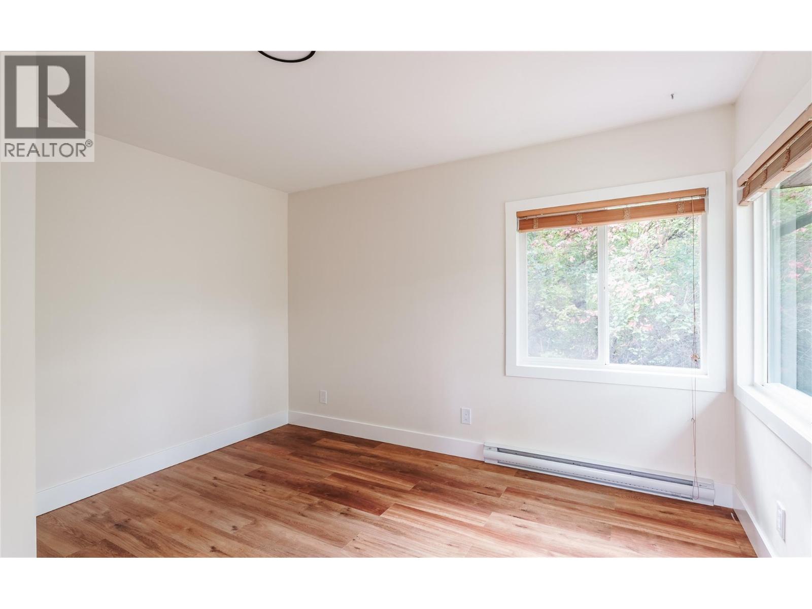 1231 1 Street SE - 17