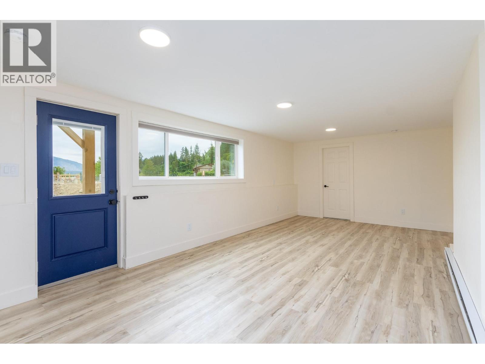 1231 1 Street SE - 22