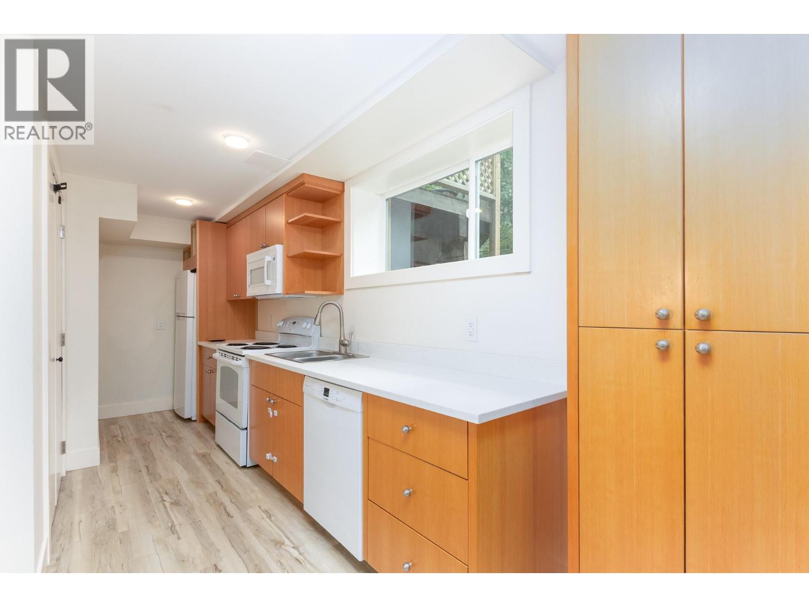 1231 1 Street SE - 26