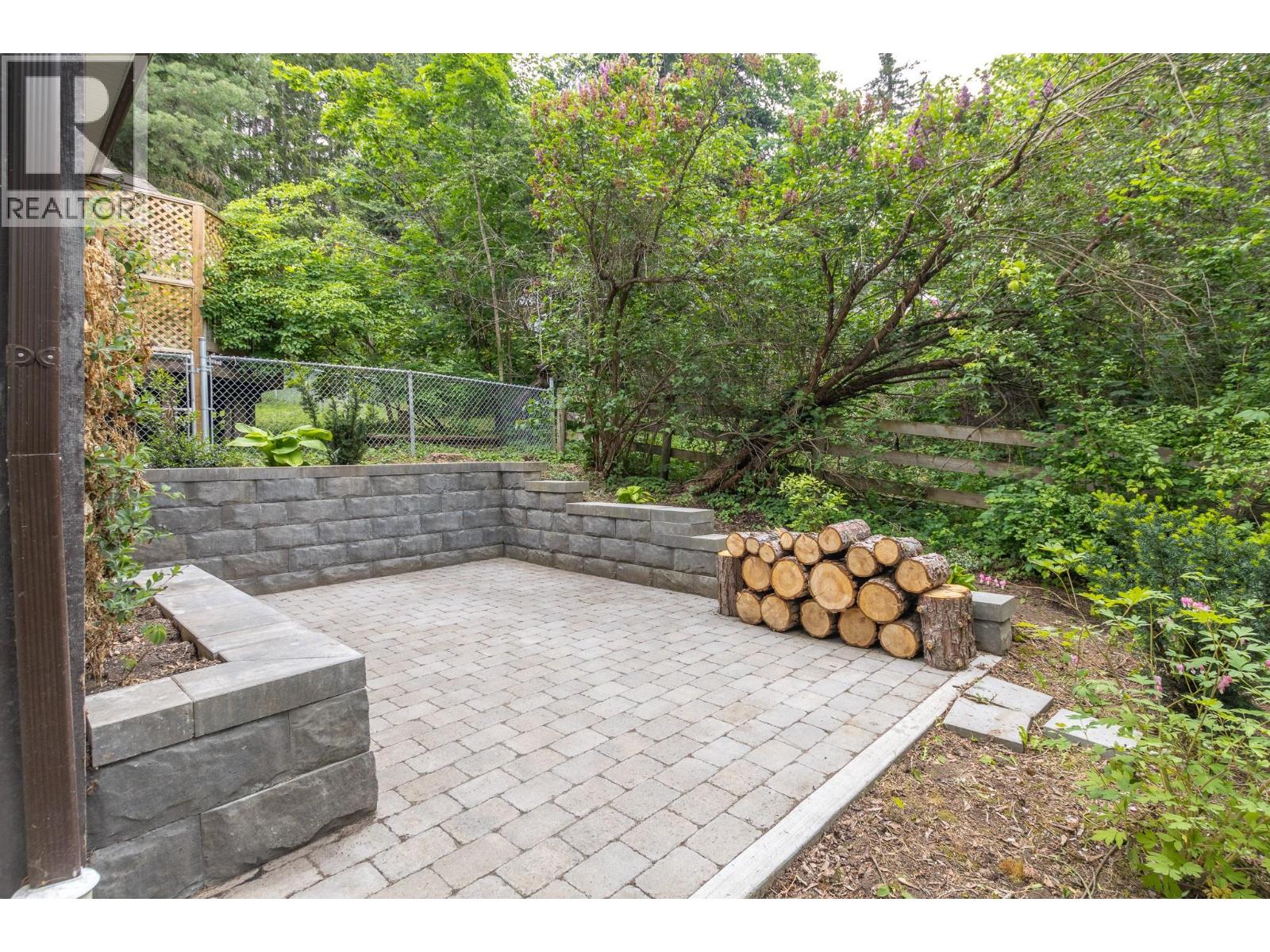 1231 1 Street SE - 33