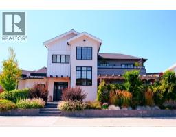  876 JOHNSON Street, Summerland
