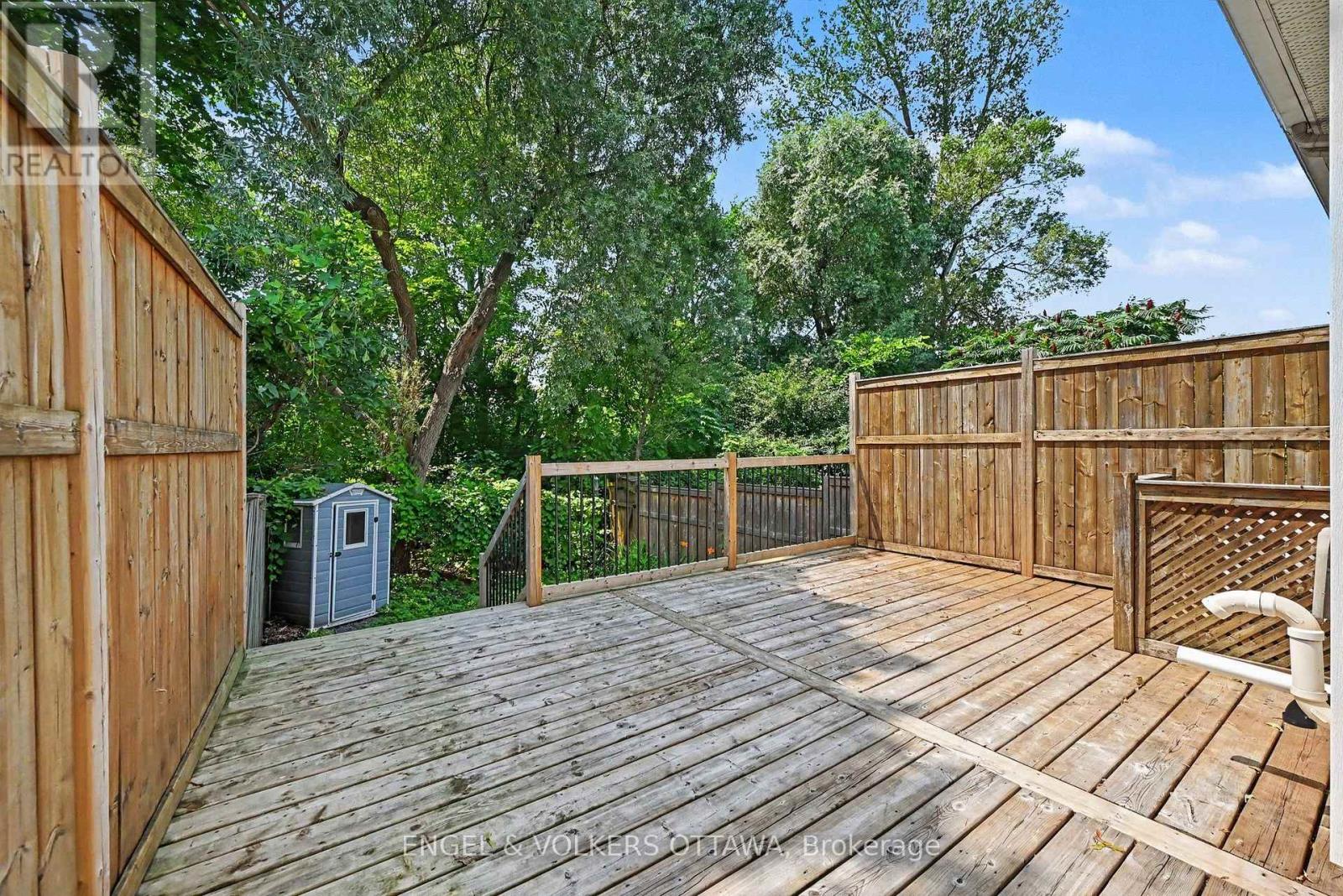 101 MARGRAVE AVENUE - 21